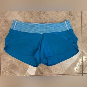 Lululemon Speed Up Shorts LR 2.5” size 8